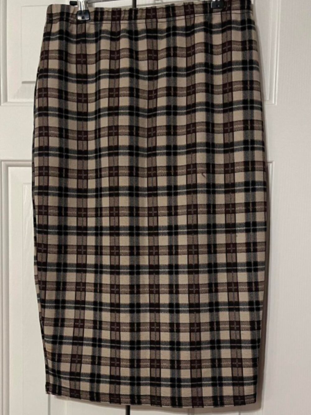 Classic plaid slim fit skirt